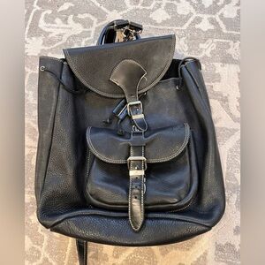 Roots Canada  Genuine Leather Backpack in Black